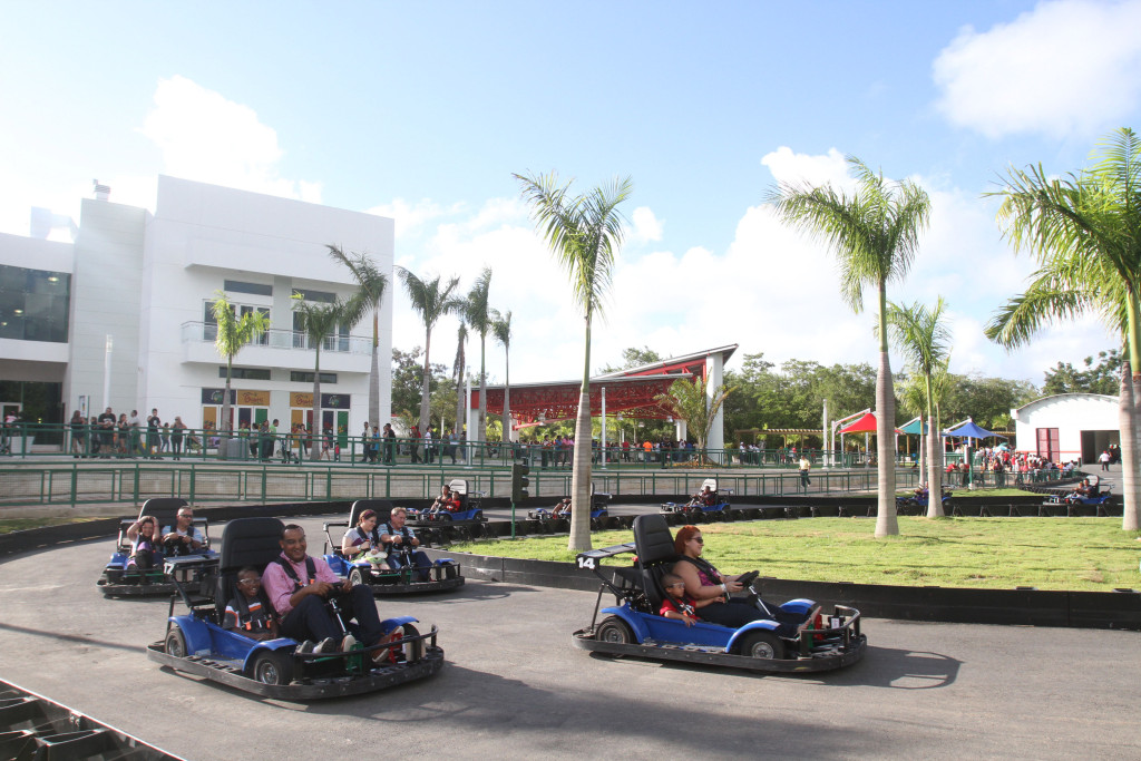 Carreras de Go-Karts en el Museo del Niño de Carolina