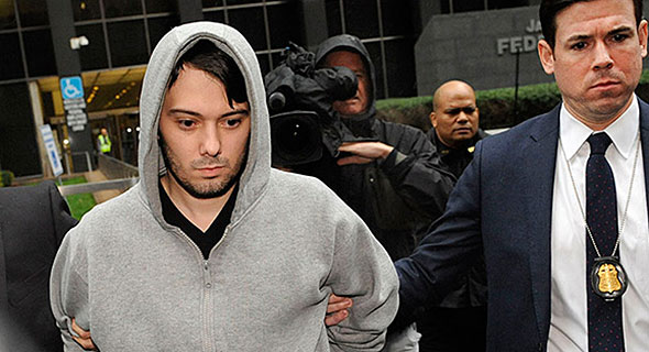 Martin Shkreli es escoltado por agentes del FBI. (Foto/Suministrada)