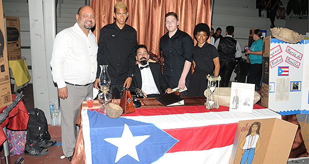 Segundo lugar, Premio Julia de Burgos, representación Eugenio María de Hostos. (Foto/Suministrada)