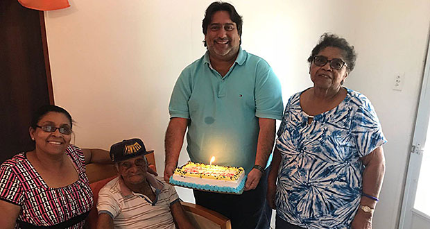 Cumpleaños 109 de Don Lolo. (Foto/Suministrada)