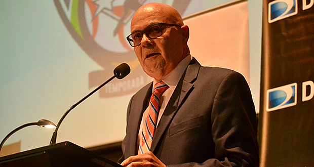 El Dr. José Quiles presidente de la Federación de Béisbol auguró un torneo competitivo. (Foto/Suministrada) 