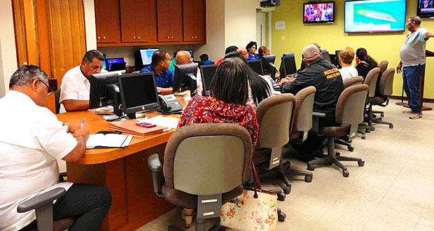 Reunión del Comité de Operaciones de emergencias del municipio de Humacao ante el posible paso del fenómeno atmosférico Beryl. (Foto/Suministrada) 