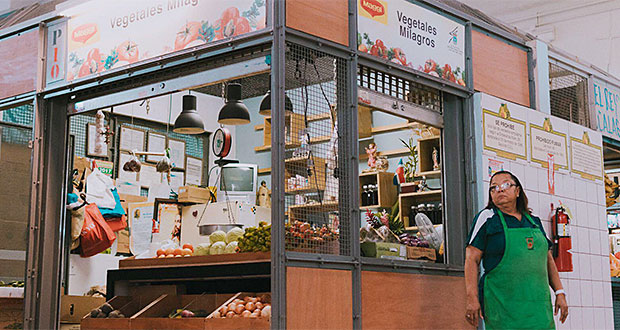 En la foto, Milagros Rivas, comerciante de la plaza. (Foto/Suministrada)