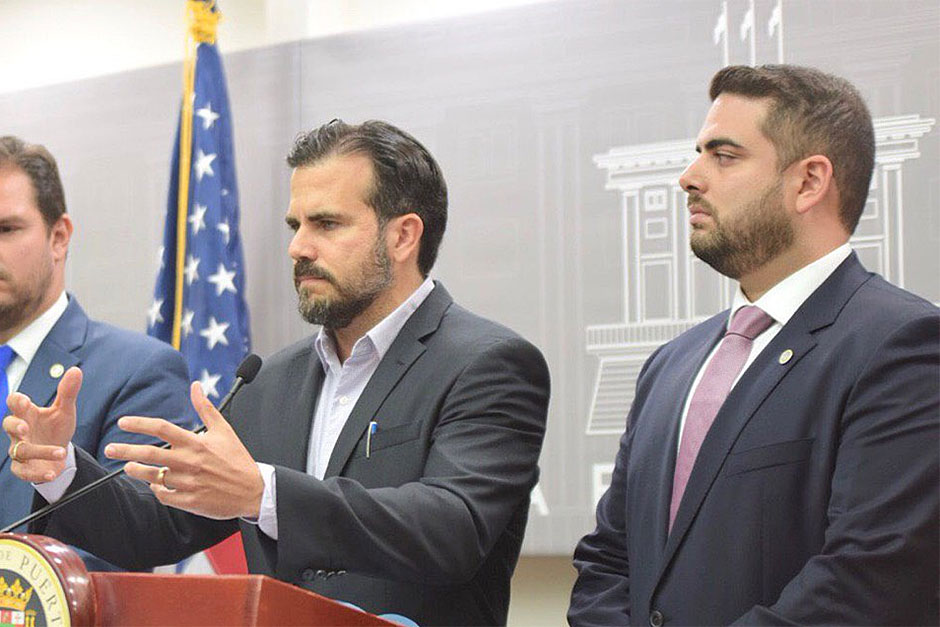 Ricardo Rosselló, gobernador de Puerto Rico, junto qal Secretario de Asuntos Públicos, Anthony Maceira. (Foto/Twitter)