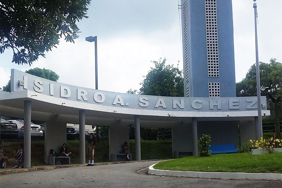 Escuela Isidro A. Sánchez de Luquillo. (Foto/Suministrada) 