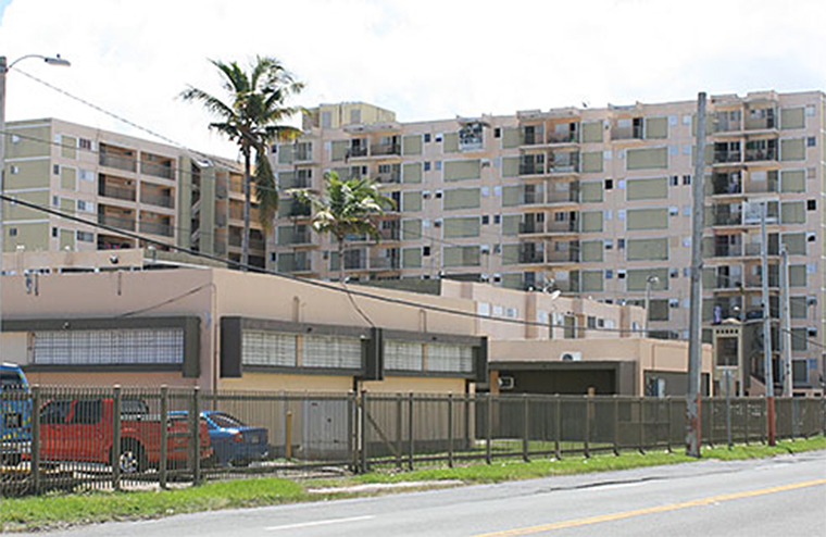 Residencial Torres de Sabana. (Foto/Héctor Álvarez)