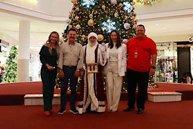 Encendido de la Navidad en Plaza Carolina. (Foto/Suministrada) 