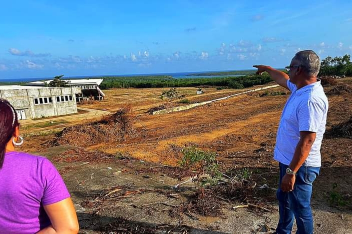 Municipio Vieques anuncia solicitud para reconstrucción de techos en complejo deportivo del Bo. Luján