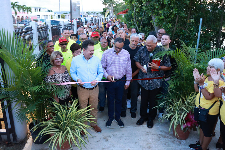 El alcalde José Carlos Aponte reconstruyó el icónico espacio con brigadas municipales. (Foto/Suministrada)